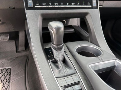 2021 Toyota Avalon Hybrid XLE Plus