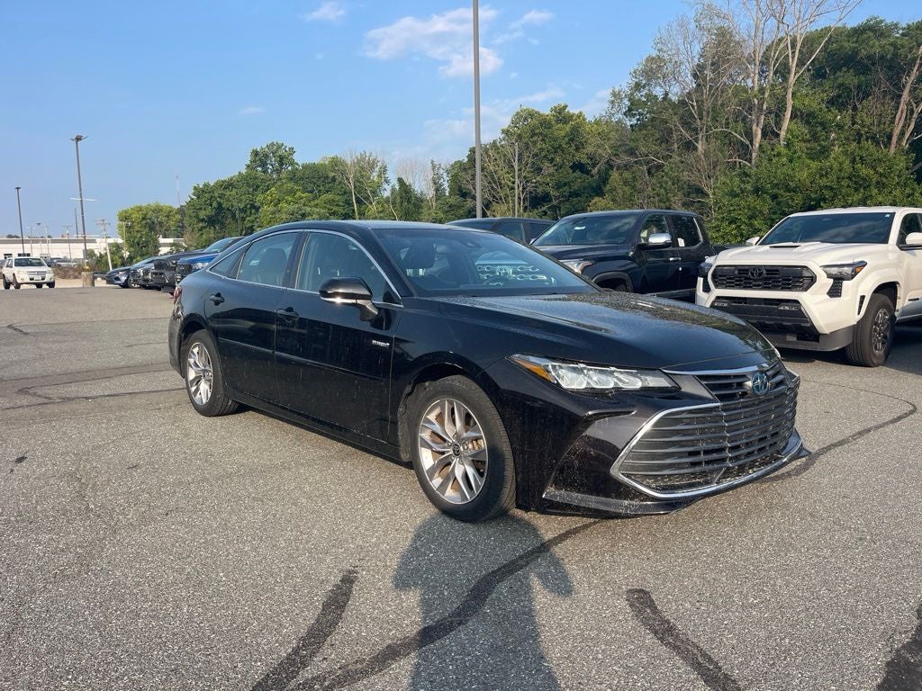 2021 Toyota Avalon Hybrid XLE Plus