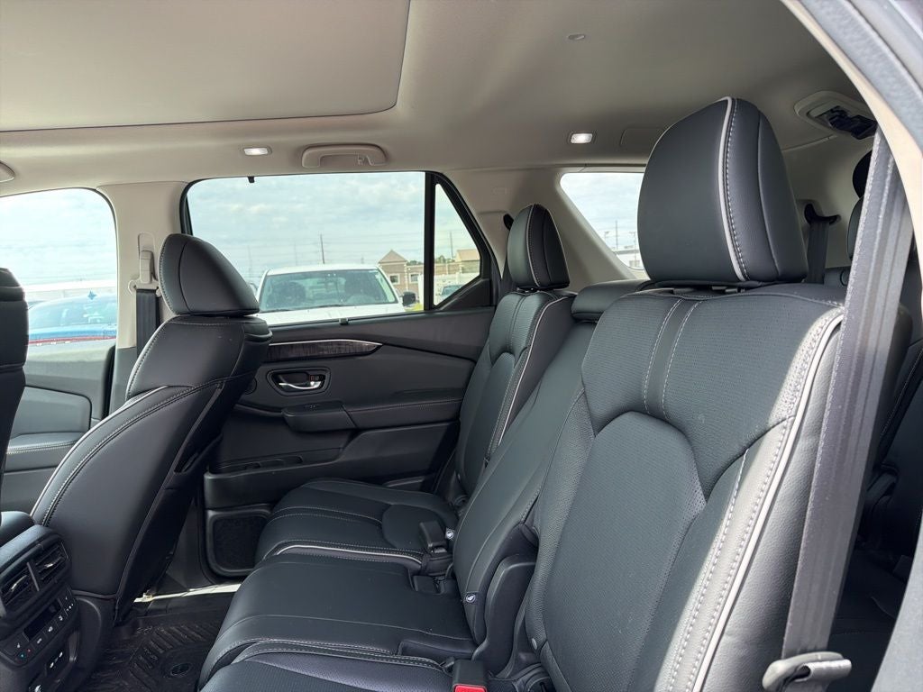 2025 Honda Pilot Elite