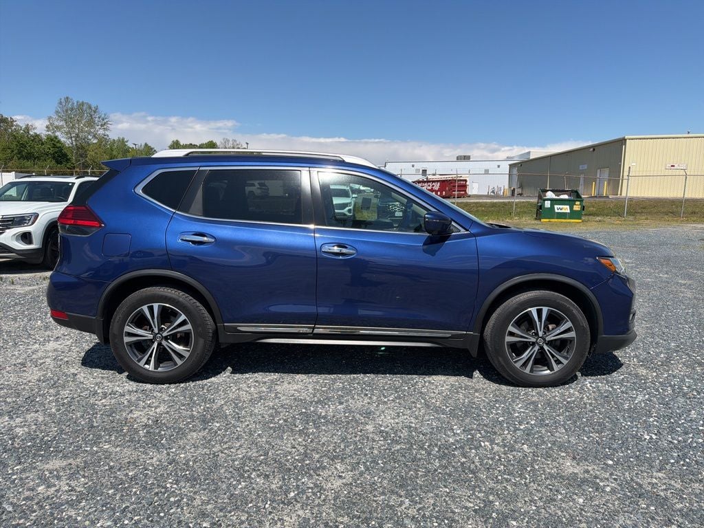 2017 Nissan Rogue SL