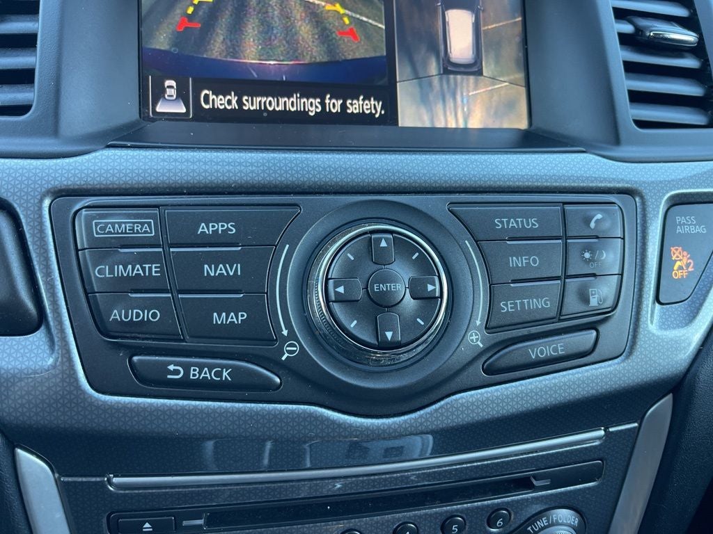 2019 Nissan Pathfinder SL