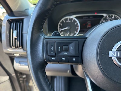 2024 Nissan Pathfinder SV