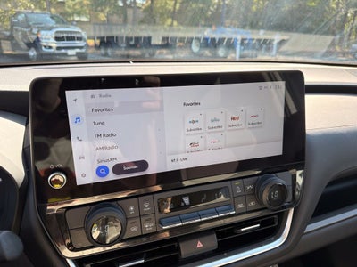 2025 Toyota Grand Highlander LE