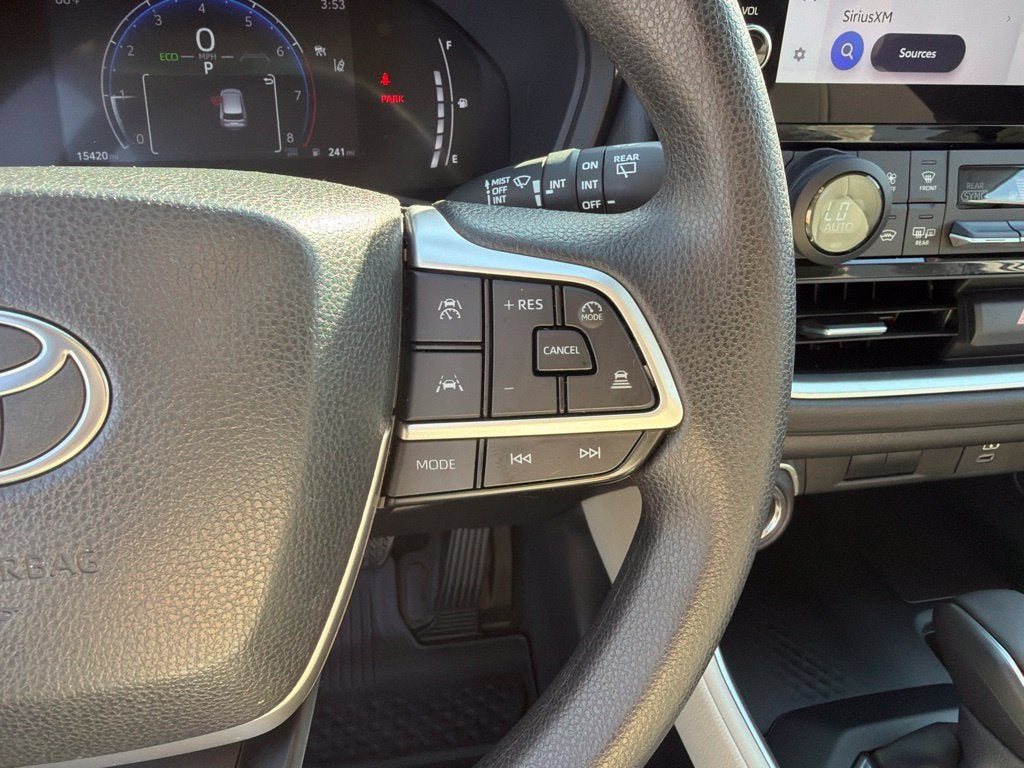 2025 Toyota Grand Highlander LE