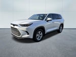 2025 Toyota Grand Highlander LE