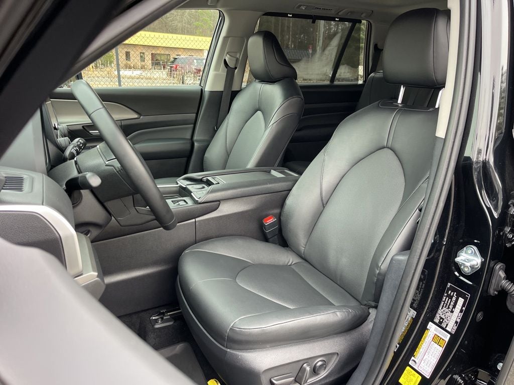 2025 Toyota Grand Highlander Hybrid XLE