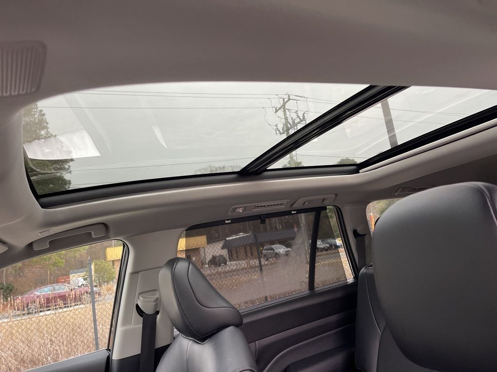 2025 Toyota Grand Highlander Hybrid XLE