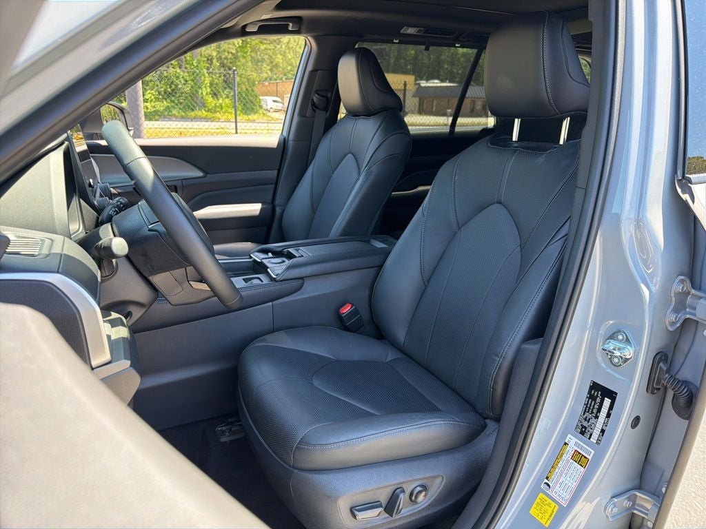 2026 Toyota Grand Highlander Hybrid Nightshade Edition