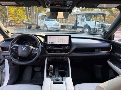 2024 Toyota Grand Highlander Hybrid MAX Platinum