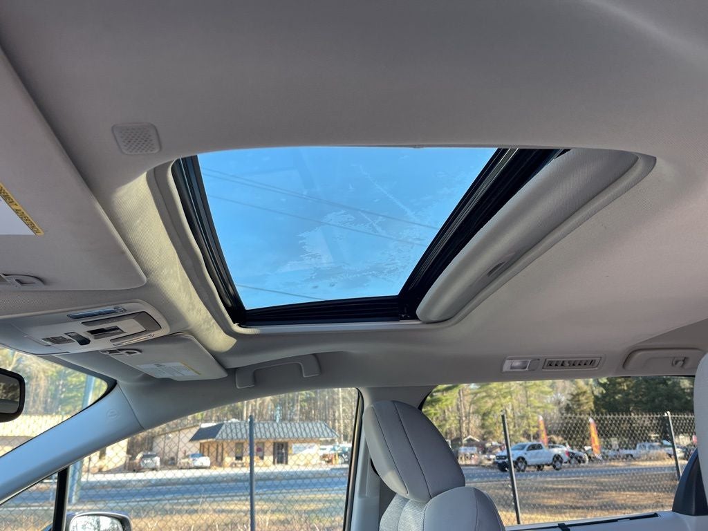 2024 Toyota Sienna LE 8 Passenger