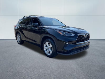 2022 Toyota Highlander LE