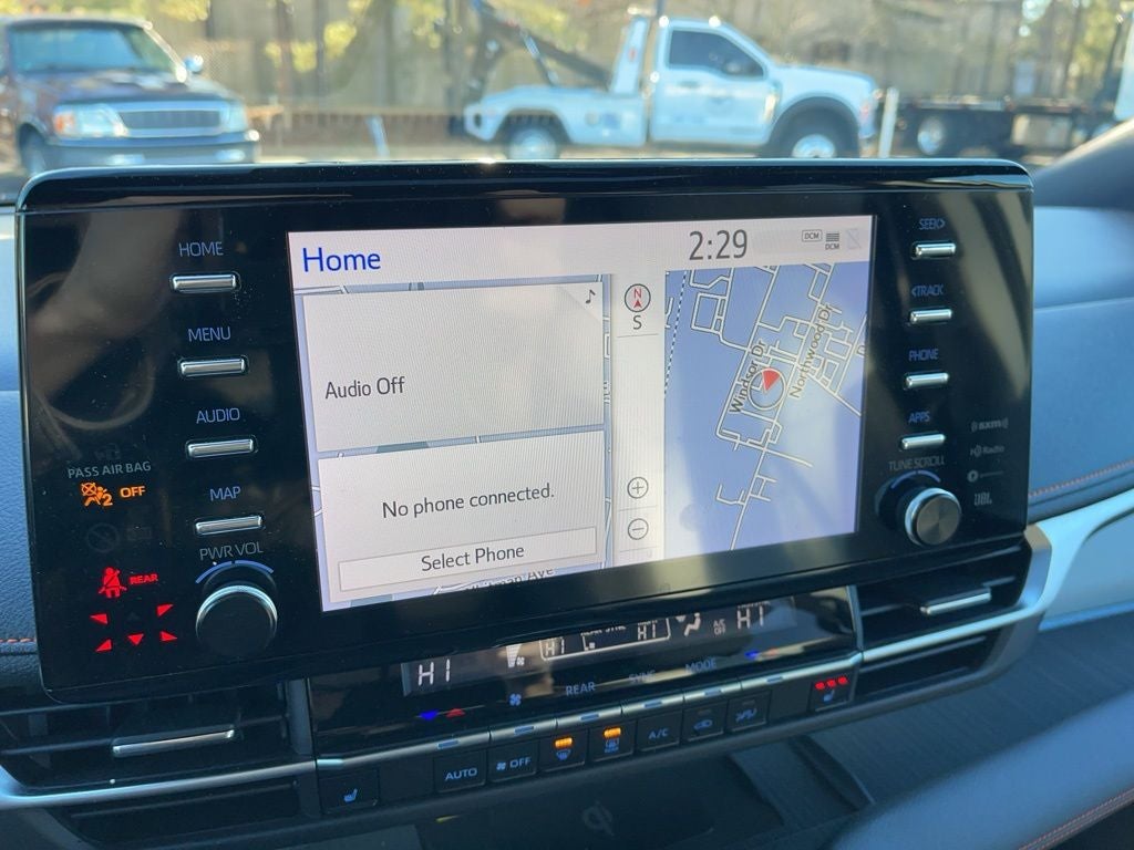 2023 Toyota Sienna XSE 7 Passenger