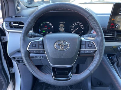 2023 Toyota Sienna XSE 7 Passenger