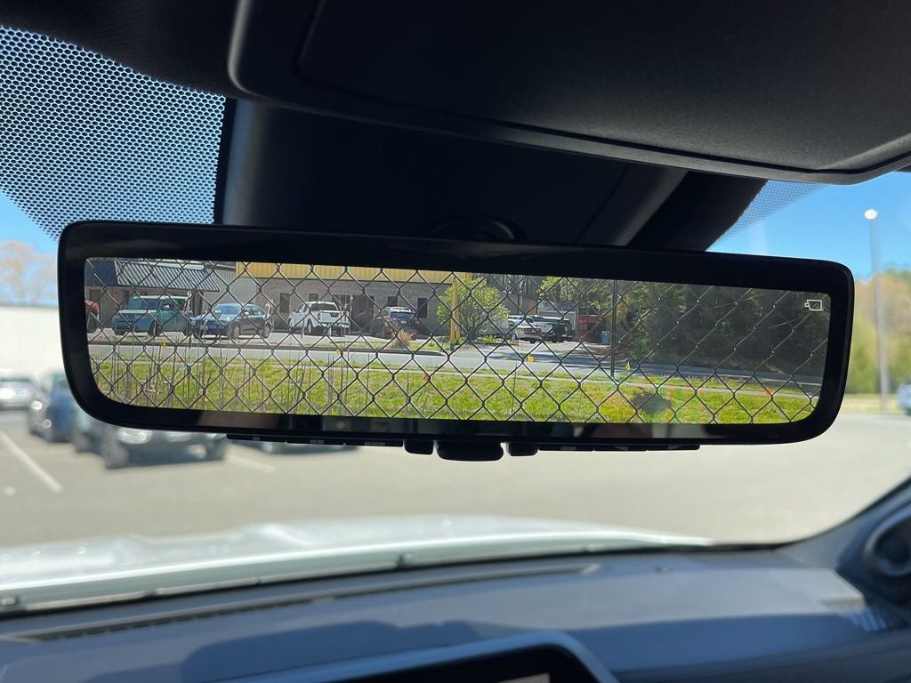 2023 Toyota Highlander Hybrid Platinum