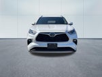 2023 Toyota Highlander Hybrid Platinum