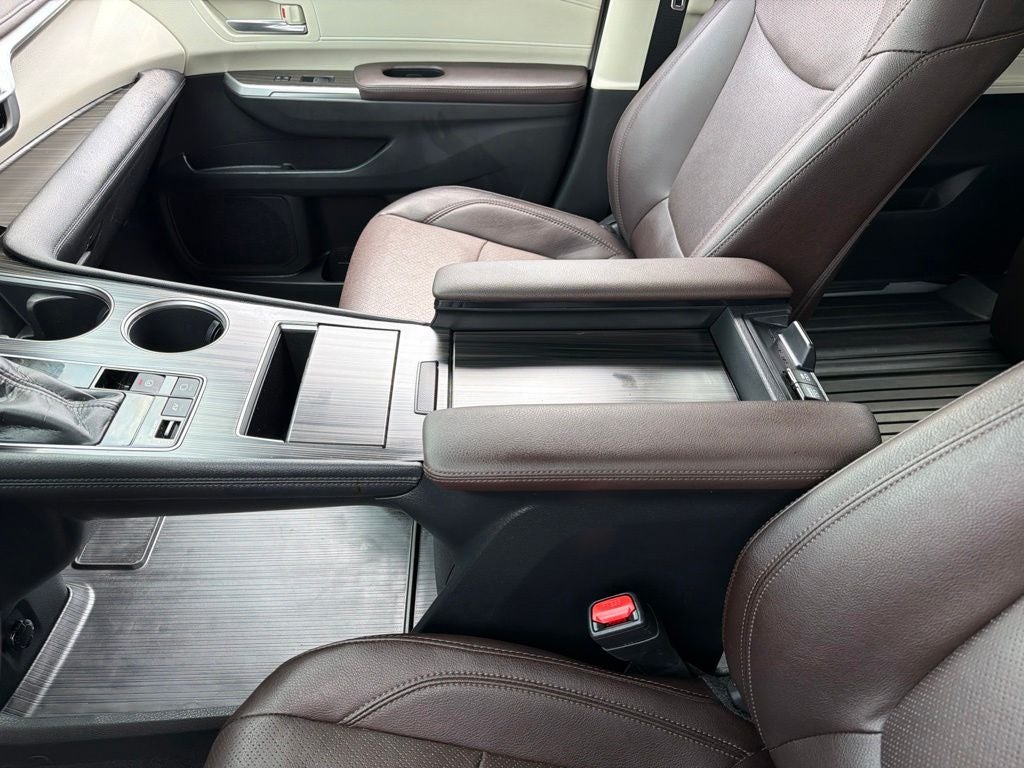 2022 Toyota Sienna Platinum 7 Passenger