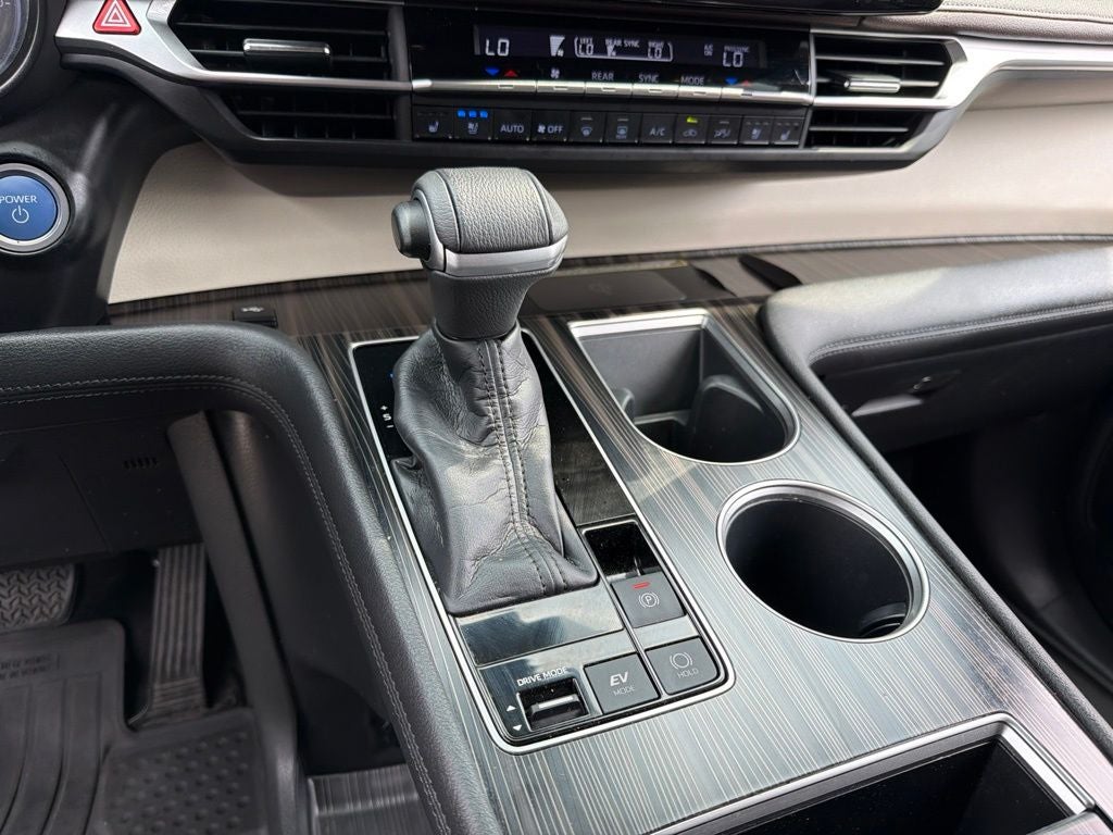 2022 Toyota Sienna Platinum 7 Passenger