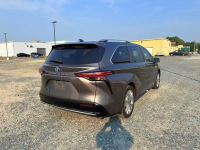 2022 Toyota Sienna Platinum 7 Passenger