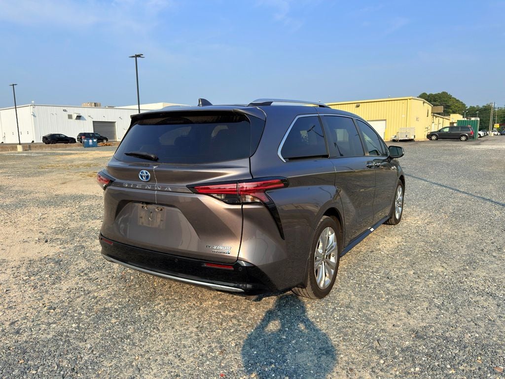 2022 Toyota Sienna Platinum 7 Passenger
