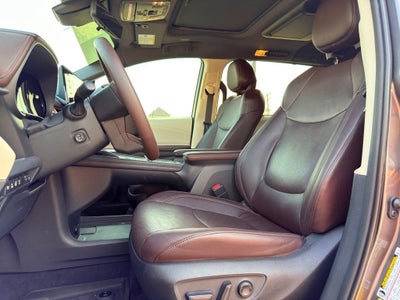 2022 Toyota Sienna Platinum 7 Passenger