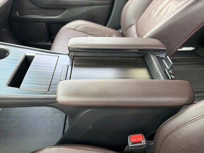 2023 Toyota Sienna Platinum 7 Passenger