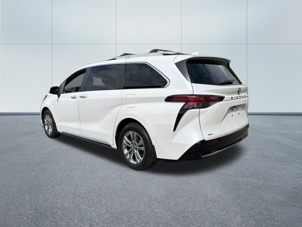 2023 Toyota Sienna Platinum 7 Passenger