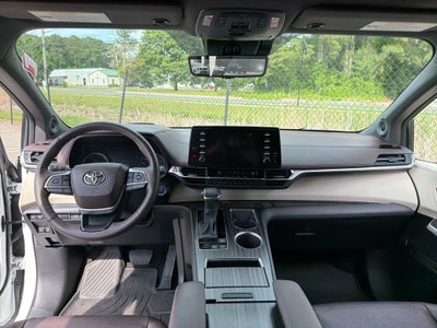 2023 Toyota Sienna Platinum 7 Passenger