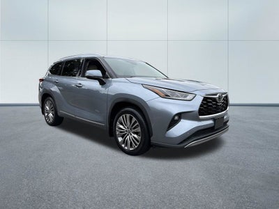 2022 Toyota Highlander Platinum