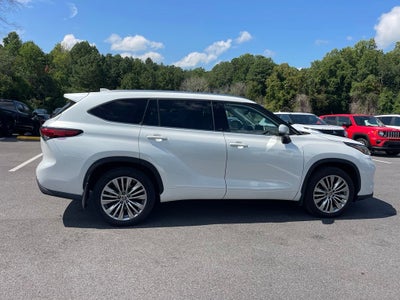 2022 Toyota Highlander Platinum