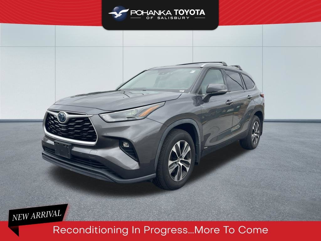 2022 Toyota Highlander Hybrid XLE