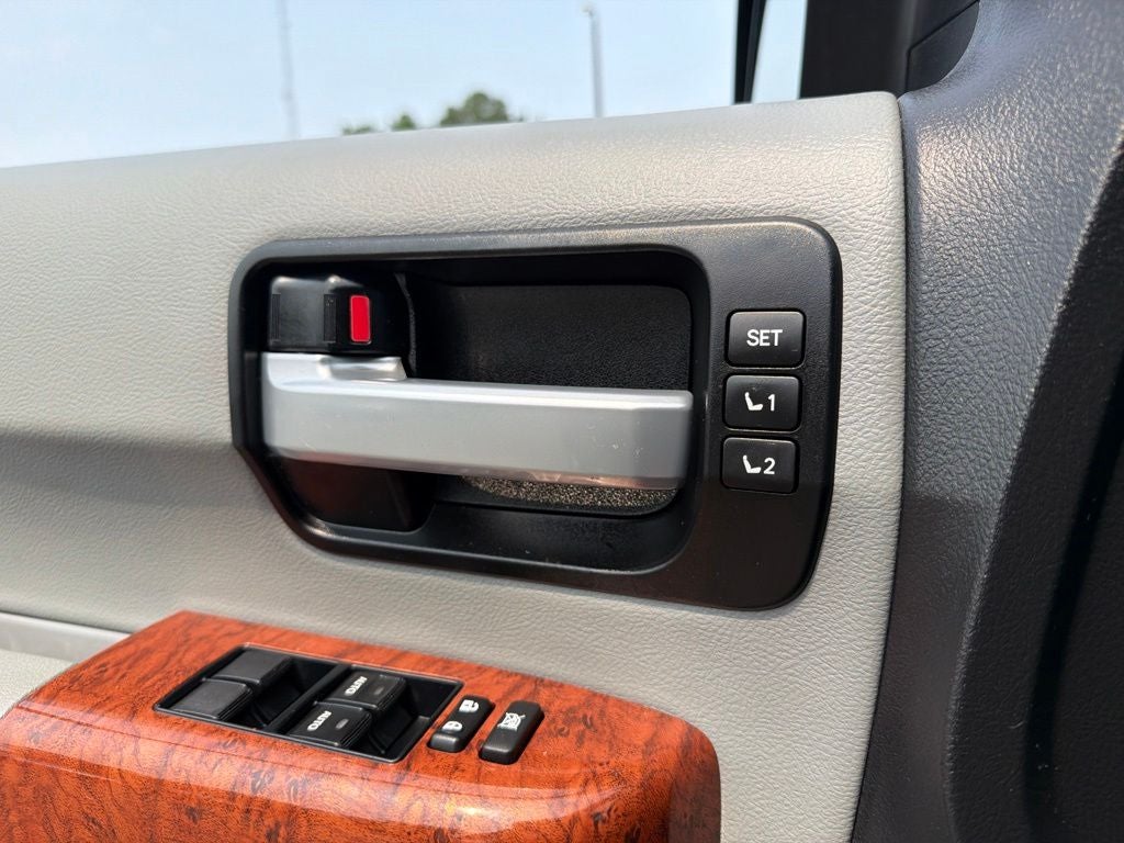 2021 Toyota Sequoia Platinum
