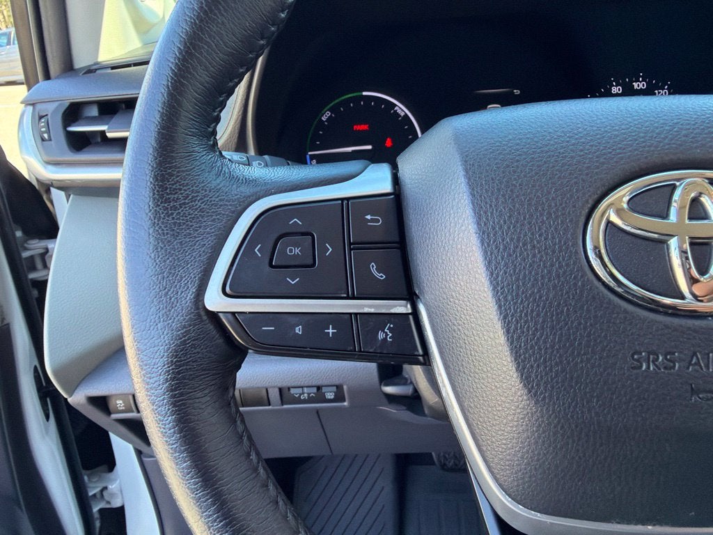 2022 Toyota Sienna XLE 7 Passenger