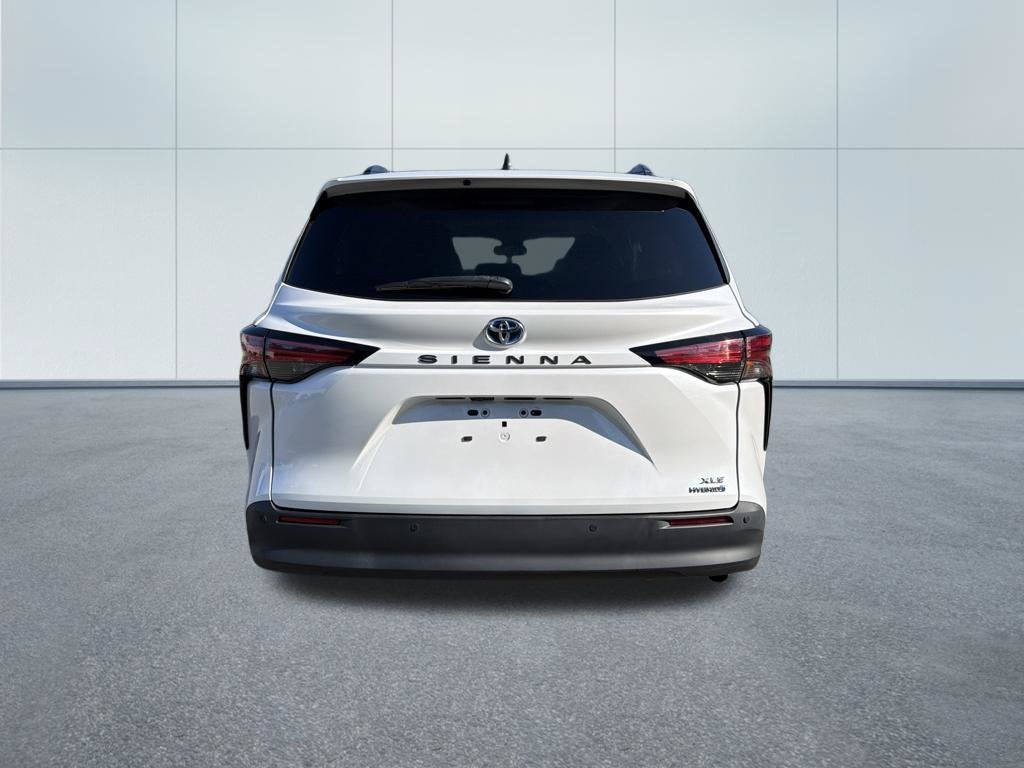 2022 Toyota Sienna XLE 7 Passenger