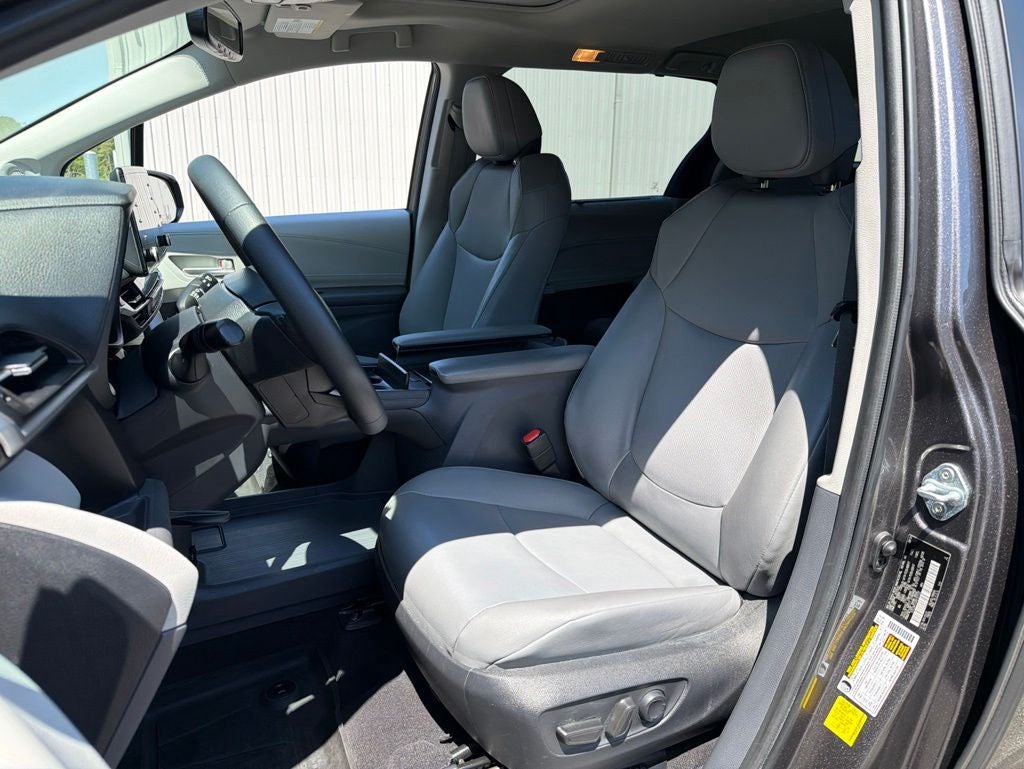 2024 Toyota Sienna XLE 7 Passenger