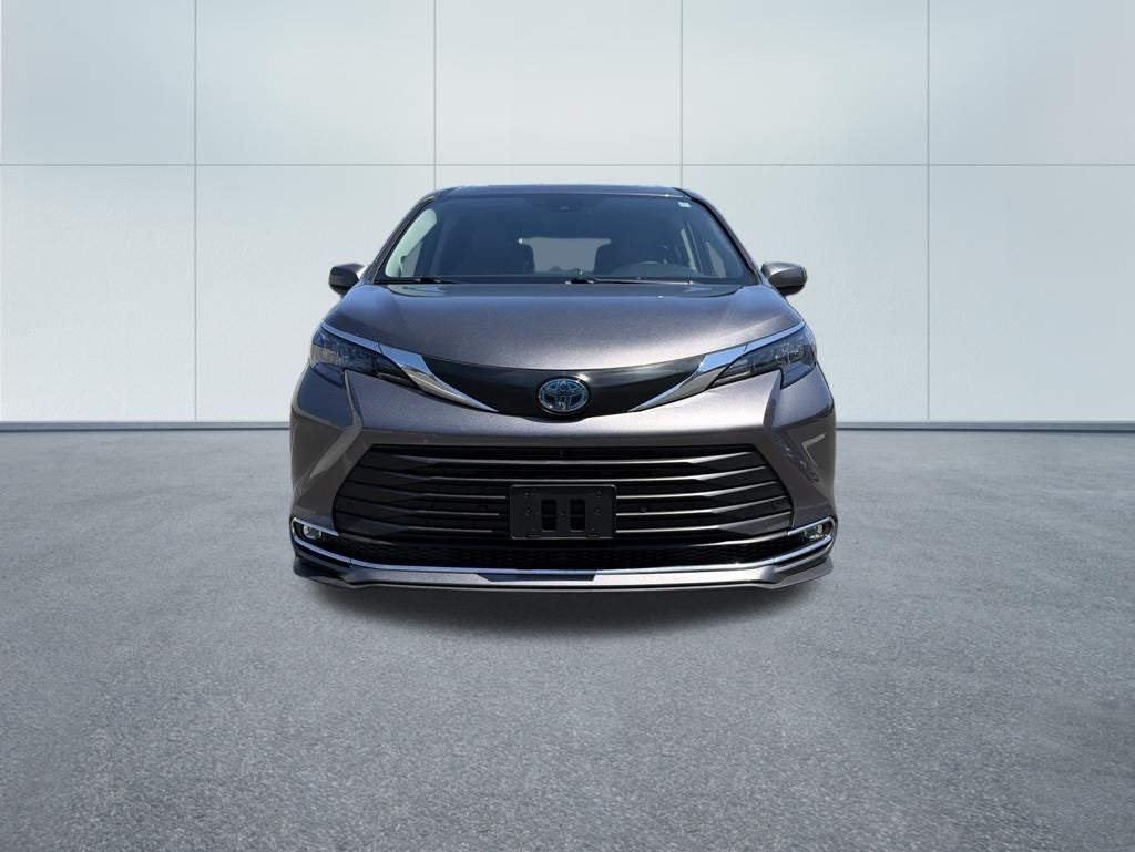 2024 Toyota Sienna XLE 7 Passenger