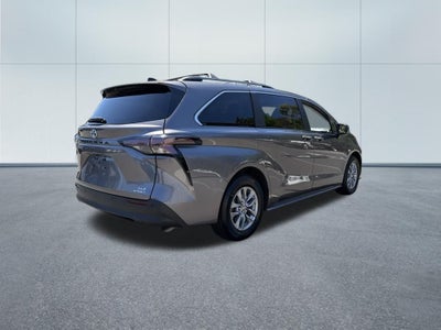 2024 Toyota Sienna XLE 7 Passenger