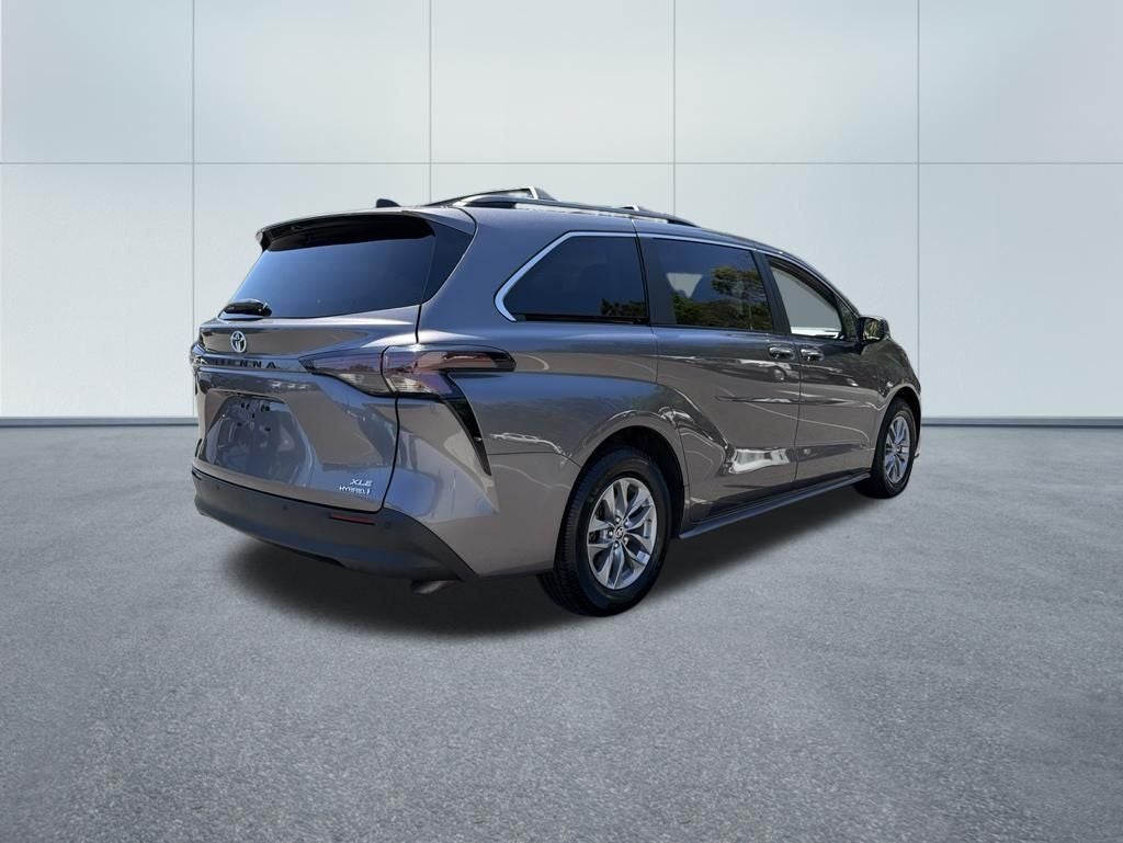 2024 Toyota Sienna XLE 7 Passenger
