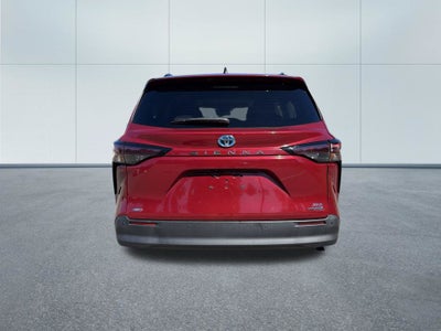 2024 Toyota Sienna XLE 7 Passenger
