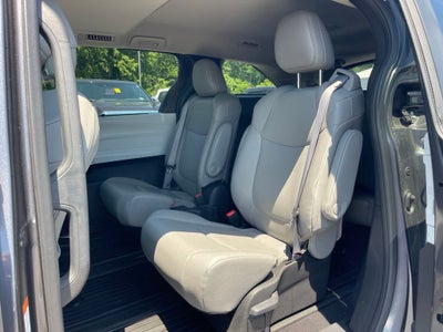 2025 Toyota Sienna XLE 7 Passenger
