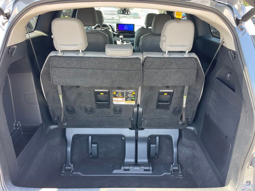 2025 Toyota Sienna XLE 7 Passenger