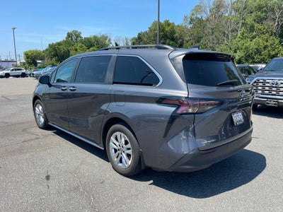 2025 Toyota Sienna XLE 7 Passenger