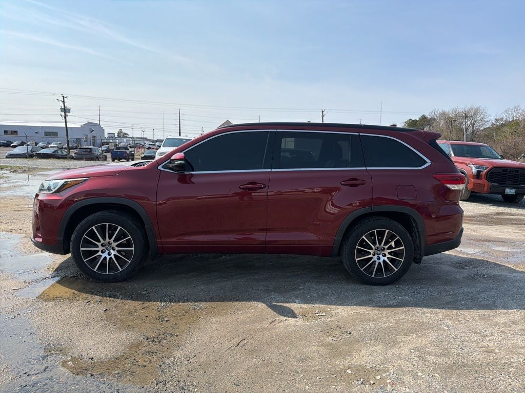 2018 Toyota Highlander SE