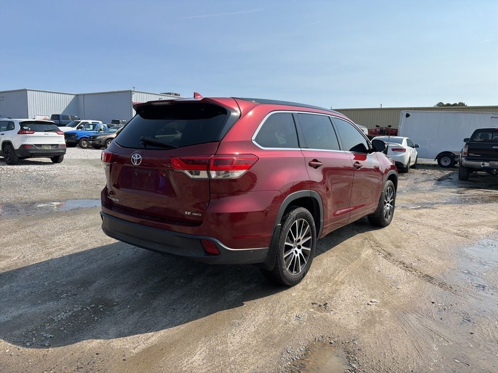 2018 Toyota Highlander SE