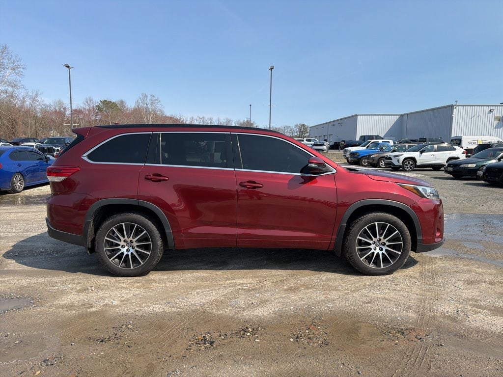 2018 Toyota Highlander SE