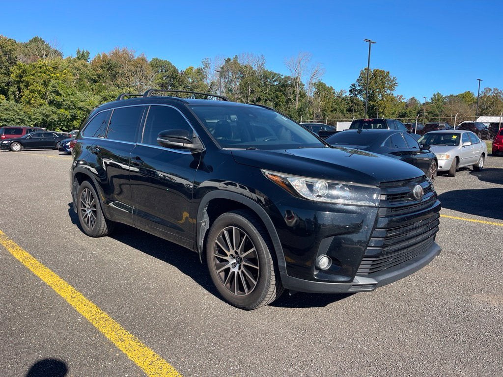 2017 Toyota Highlander SE