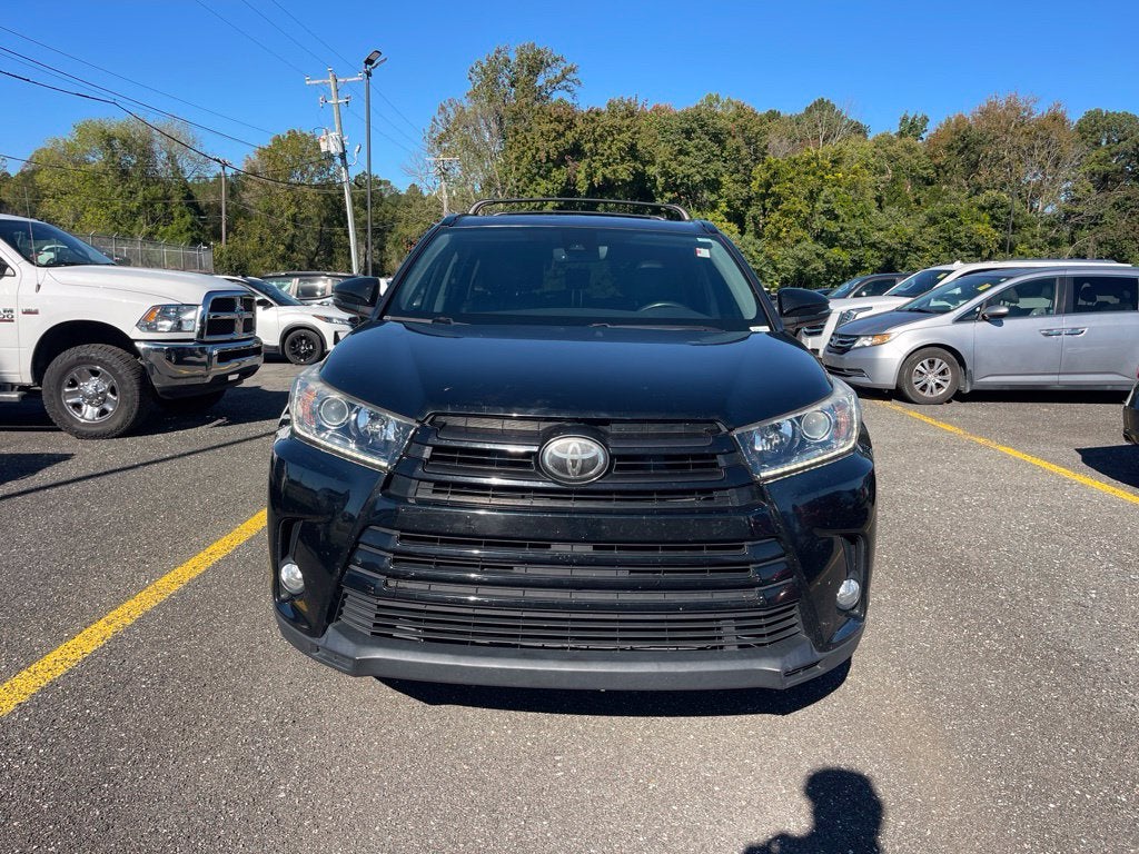 2017 Toyota Highlander SE