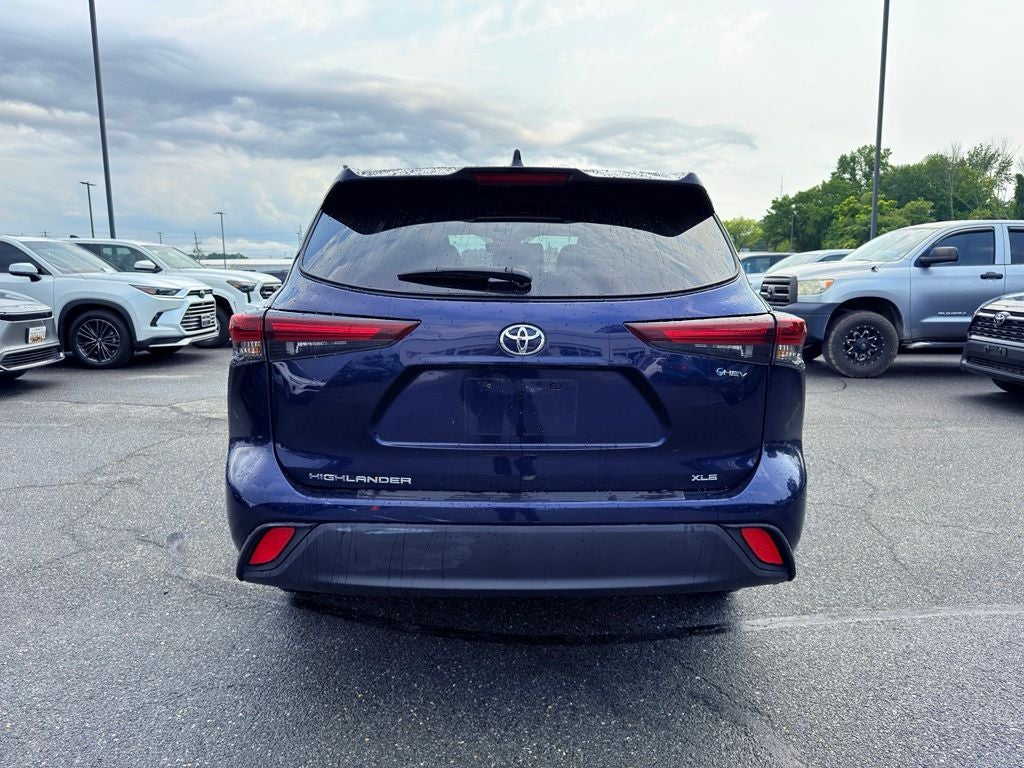 2025 Toyota Highlander Hybrid XLE