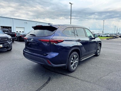 2025 Toyota Highlander Hybrid XLE