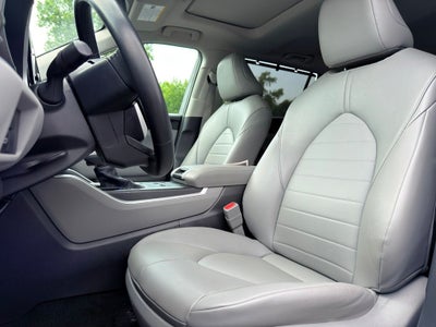 2025 Toyota Highlander Hybrid XLE