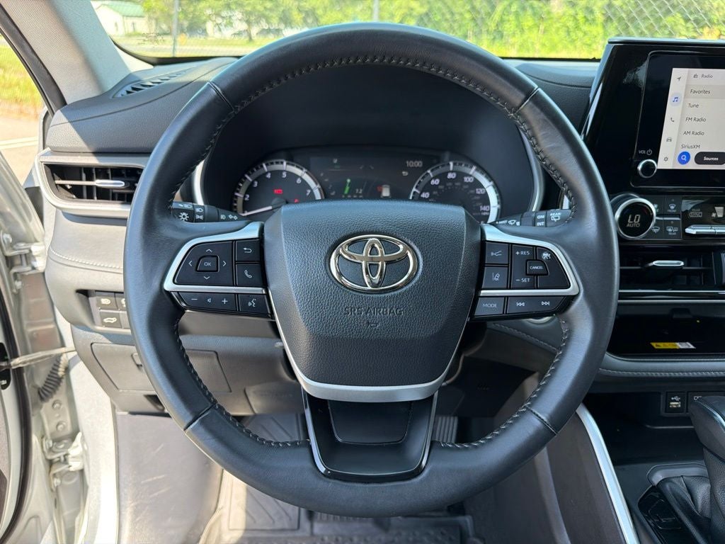 2024 Toyota Highlander XLE